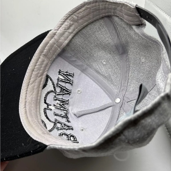 Batman Cap Snapback Grey Black Embroidered Letters Bat Logo Black Brim Cap Hat - Picture 6 of 9